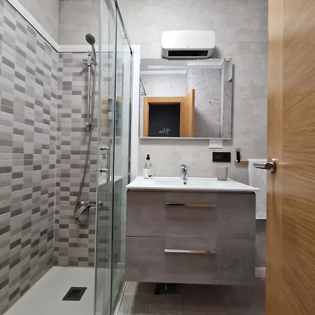 Playa Bouzas - - Parking Free *